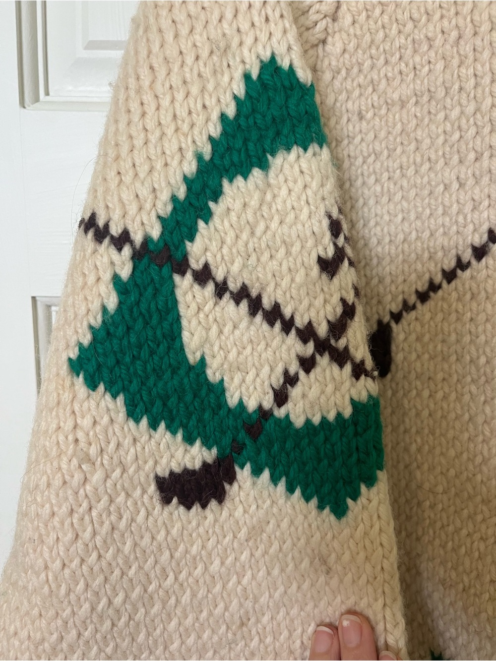 Vintage 1960s Hand Knit Golf Cowichan Sweater Jacket, Lined Chunky Wool Novelty - Picture 6 of 12